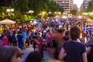 Referandum sonuçları sonra Yunanistan kutlamaları