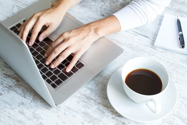 Lavorare nel computer — Foto Stock