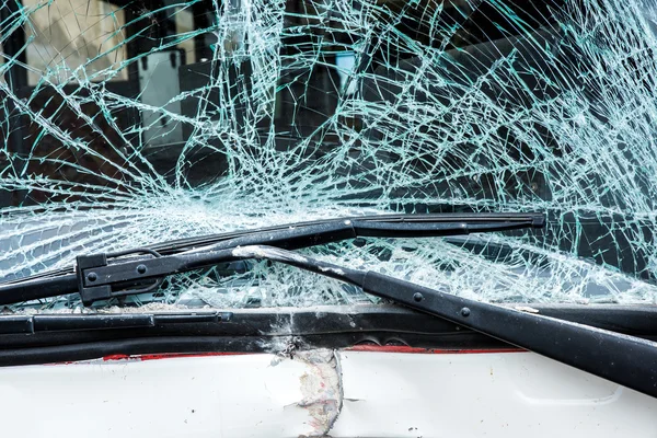 Bus accident, windshield wroken — Stock Photo, Image