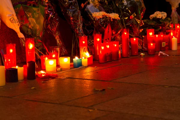 Atentado terrorista en París — Foto de Stock