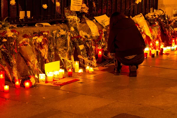Atentado terrorista en París — Foto de Stock
