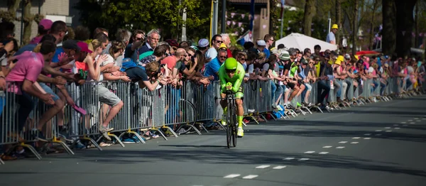 Apeldoorn, Pays-Bas 6 mai 2016 ; Rigoberto Uran lors de la première étape du Tour d'Italie en 2016 — Photo
