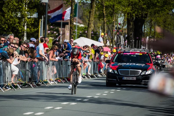 Apeldoorn, Hollandia 2016. május 6.; Profi kerékpáros, a Tour of Italy 2016-ban első szakaszában — Stock Fotó