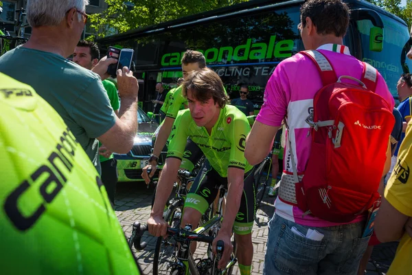 Arnhem, Hollanda 7 Mayıs 2016; Davide Formolo ve Rigoberto Uran — Stok fotoğraf