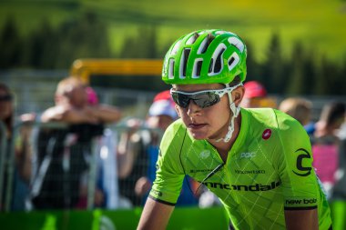 Corvara, İtalya 21 Mayıs 2016; Joe Dombrowski, profesyonel bisikletçi, Corvara bitiş çizgisine geçmek.