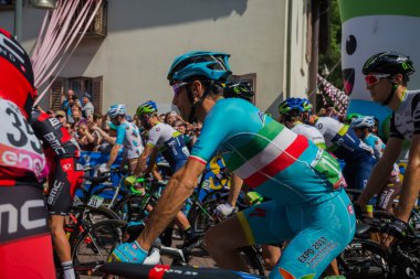 Muggi, İtalya 26 Mayıs 2016; Grubunun başlamadan önce Sahne Alanı'nın içine Vincenzo Nibali