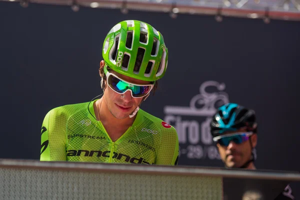 Muggi, Italy May 26, 2016; Rigoberto Uran, team Cannondale, to the podium signatures before the start of  the stage