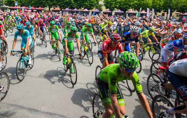 Pinerolo, Italie 27 mai 2016 ; Début de l'étape du Tour d'Italie depuis l'intérieur du groupe . — Photo