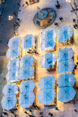 Piazza delle erbe, verona, İtalya