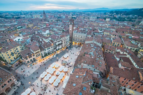 Piazza delle Erbe, Verona, Italia —  Fotos de Stock