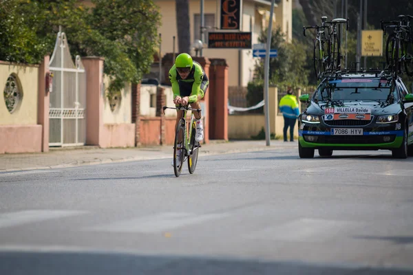 カマイオーレ, イタリア - 2015 年 3 月 11 日: ティレーノ ・ アドリアティコ ・ 2015年の最初の段階の間にプロのサイクリスト — ストック写真