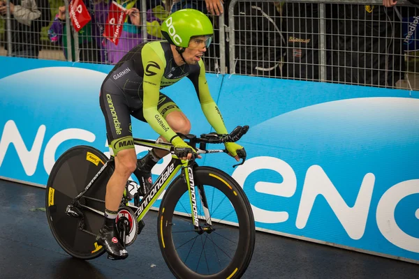 Valdobbiadene, İtalya 23 Mayıs 2015; İtalya tur 2015 yılında bir sahne sırasında profesyonel bisikletçi. — Stok fotoğraf