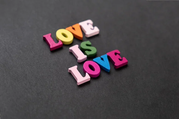 Слова Любовь Любовь Блокнот Нарисованным Мелом Сердцем День Святого Валентина — стоковое фото