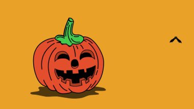 Cadılar Bayramı animasyonunda gülümseyen balkabağı oymalı balkabağı, üzerinde mum alevi olan, hilal altında uçan yarasalarla çevrili