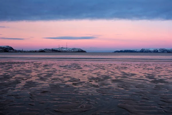 Natürlicher Hintergrund Des Sonnenuntergangs Ein Magischer Lila Sonnenuntergang Ufer Des — Stockfoto