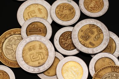 Siyah Meksika Pesos