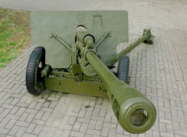 Sovyet 76-mm tümen topu İkinci Dünya Savaşı Zis-3