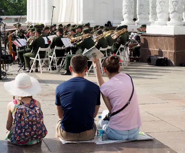 Zuschauer einer Vorstellung — Stockfoto