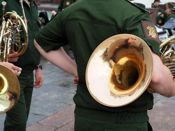 Musician with French horn — Stock Photo, Image