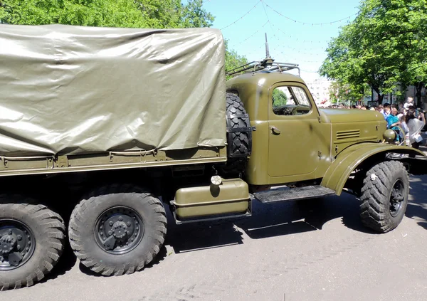 Soviet military standard all-wheel-drive cargo truck of 1960-70s — Stock Photo, Image