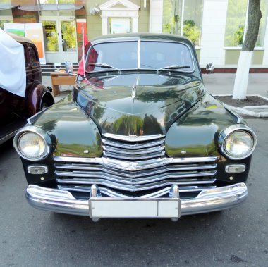 1950'lerde executive retro araba önü 