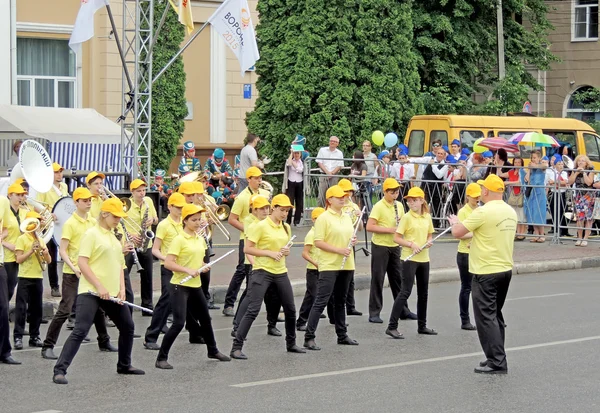 Marching band performance — Stock Photo, Image