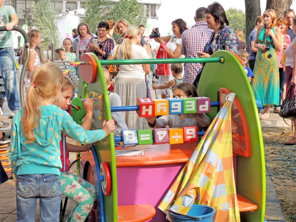 Rätsel auf dem Spielplatz — Stockfoto