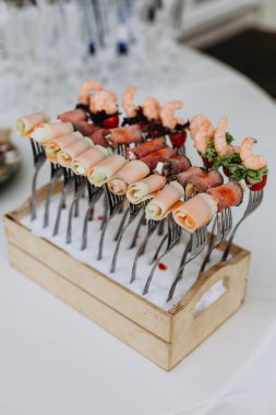 Kutlama gününde güzel bir açık büfe