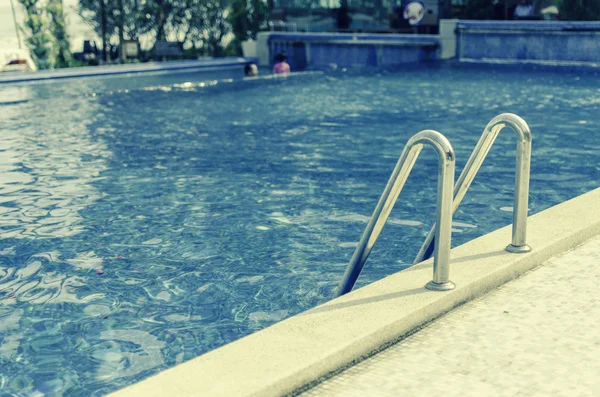 열 대 지역-빈티지 필터에 수영장 — 스톡 사진