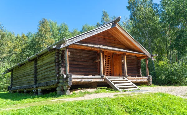 Vecchio Edificio Legno Nella Foresta Fienile Russo Architettura Antica Legno — Foto Stock