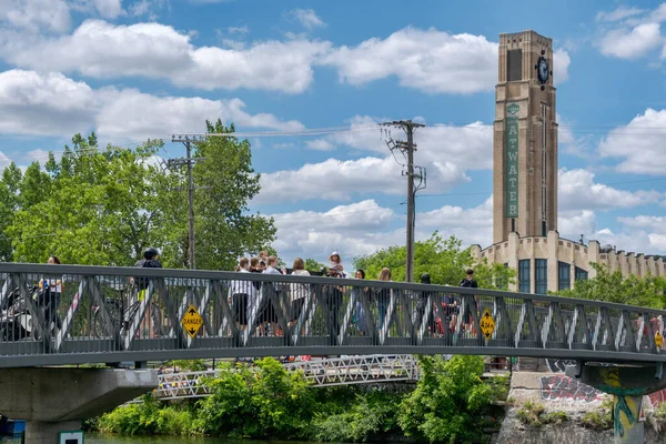 Montreal Julio 2021 Personas Disfrutando Cálido Día Soleado Largo Del — Foto de Stock