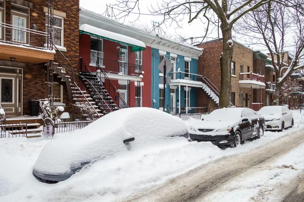 Pierwszy śnieg sztorm sezonu uderza Montreal, Kanada. — Zdjęcie stockowe