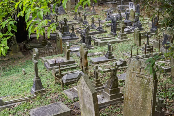 Kyrkogården i hong kong, Kina — Stockfoto
