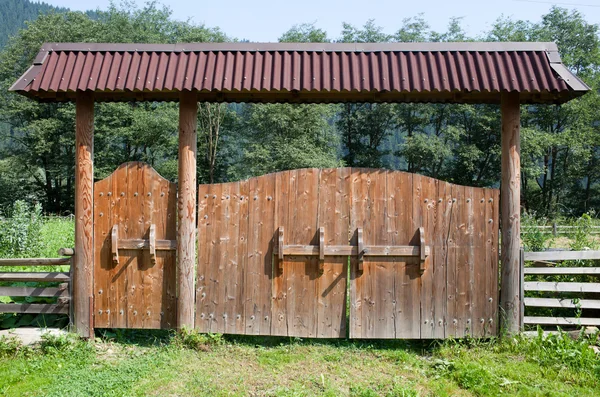 Houten deur — Stockfoto