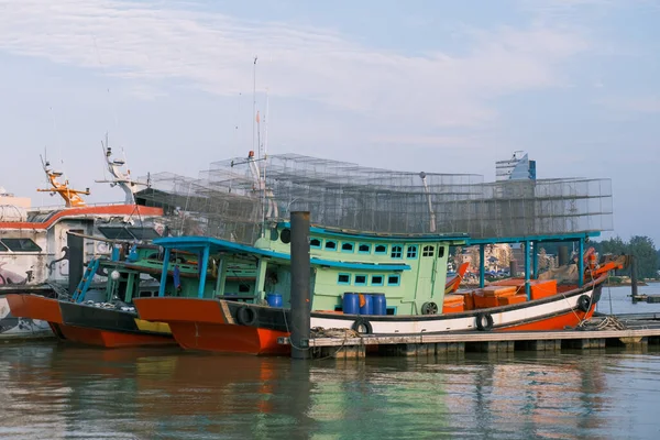 Dockade Traditionella Träfiskebåtar Med Vintage Färgeffekt Terengganu Malaysia — Stockfoto
