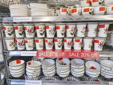 STOKE, STOKE-ON-TRENT, İNGİLGİLTAN-13 Temmuz 2025: Şirket merkezi Stoke-on-Trent, İngiltere 'de bulunmaktadır..