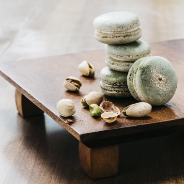 Fıstıklı kurabiye yığılmış