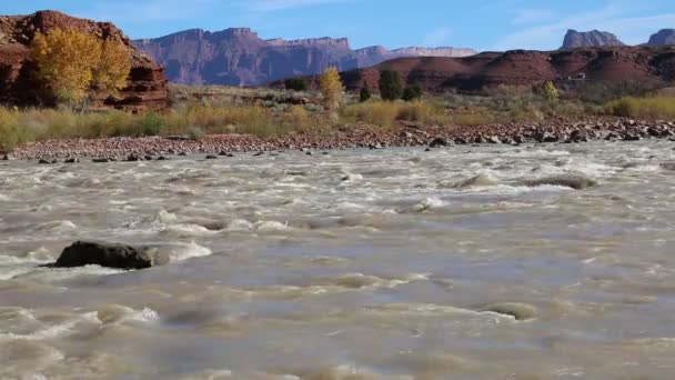 Paesaggio con il fiume Colorado — Video Stock