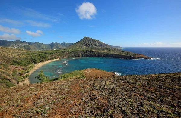 Nuage Rond Dessus Hanauma Bay Oahu Hawaï — Photo