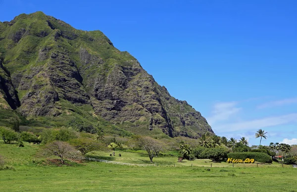 Falésias Kualoa Ranch Oahu Havaí — Fotografia de Stock