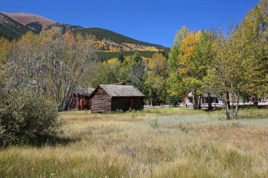 İkiz Göller Köyü - Rocky Dağları, Colorado