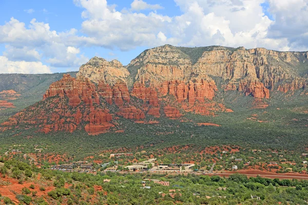 Crimson Cliffs — Stock Photo, Image