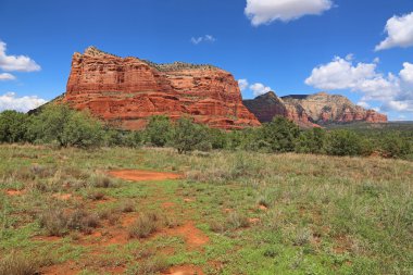 Adliye butte çayır üzerinde
