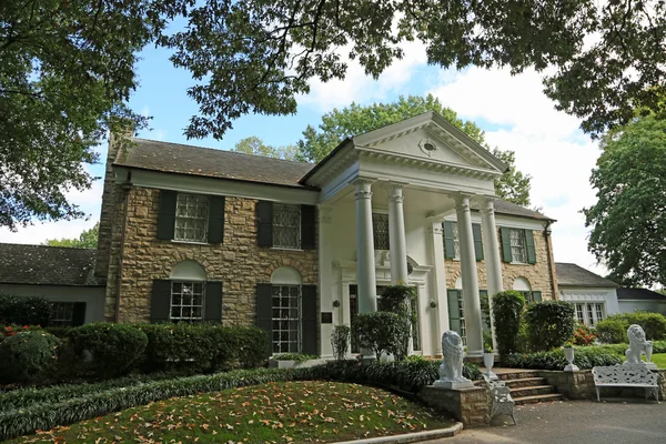 アメリカ合衆国、テネシー、Memphis エルビス ・ プレスリーの家 — ストック写真