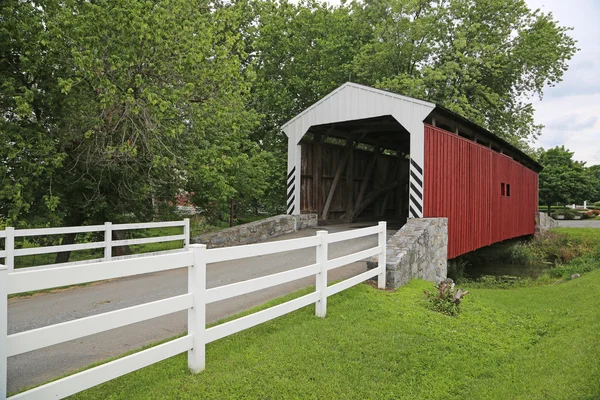 Ponte coberta de Willow Hill — Fotografia de Stock