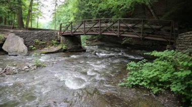 Wolf Creek üzerinde köprü