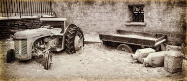 eski terk edilmiş çiftlik ekipmanları (İmitasyon vintage fotoğraf)