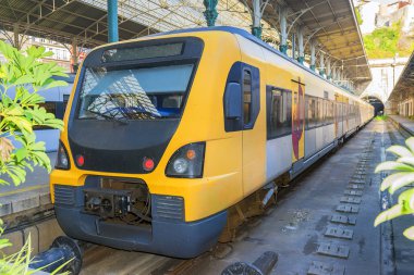 Porto, Portekiz istasyonda tren