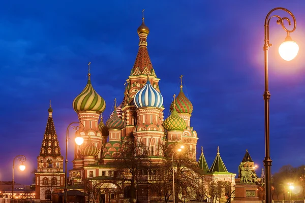 Санкт-Петербург Basil 's Cathedral night view — стоковое фото