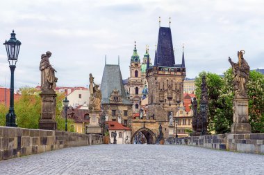 Çek Cumhuriyeti Prag 'daki Charles Köprüsü